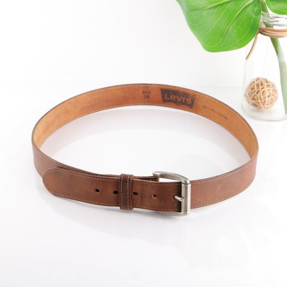 Levi's Belt Medium Brown Genuine Leather Prong Buckle Men 38 Work Casual - Picture 2 of 11